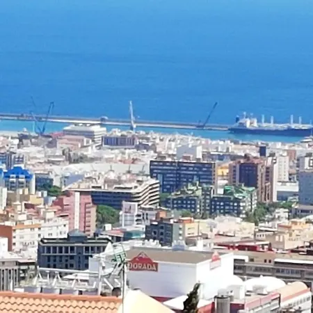 Hébergement de vacances 4 Bedrooms House With Sea View Furnished Terrace And Wifi At 7 Km Away From The